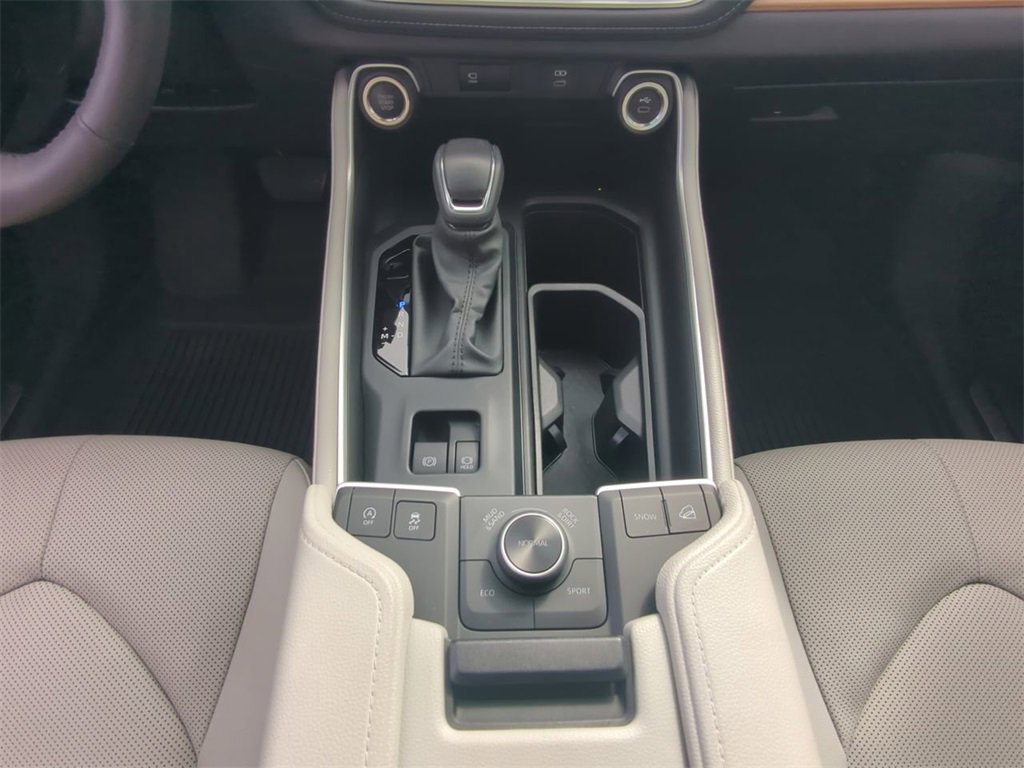 Used 2024 Toyota Grand Highlander Platinum image 18