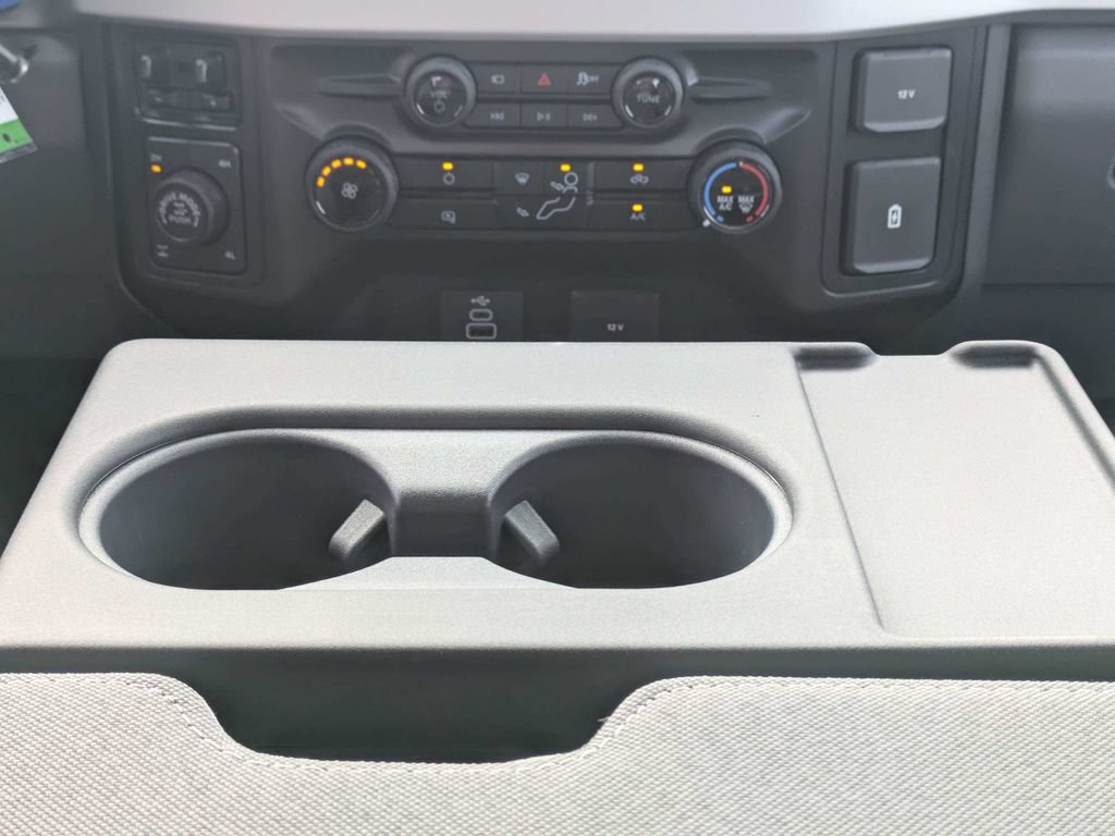 New 2027 Ford F250 XL w/ 360-Degree Camera Package AWD/4WD image 18