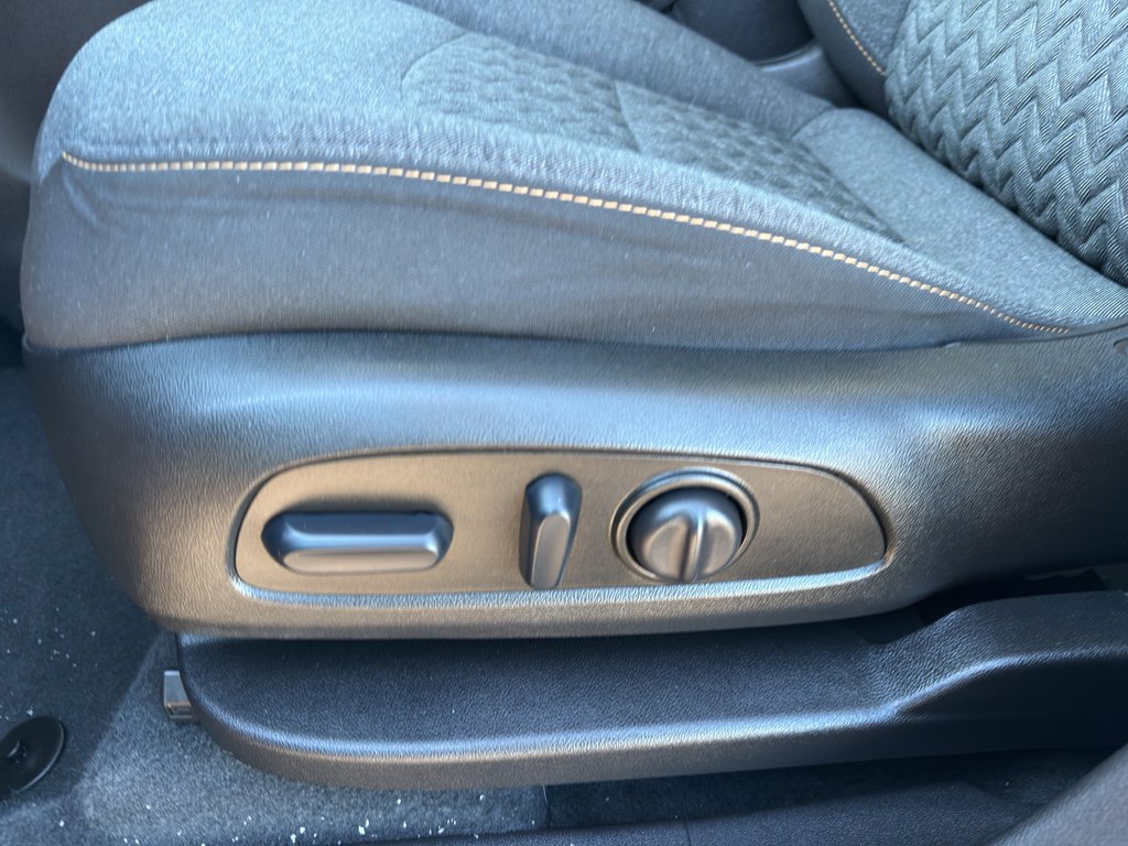 Used 2023 Chevrolet Equinox LT image 15