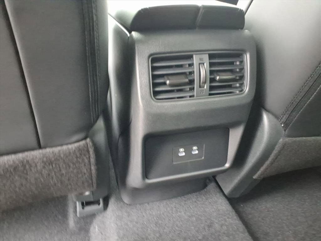 New 2026 Nissan Rogue SV image 28