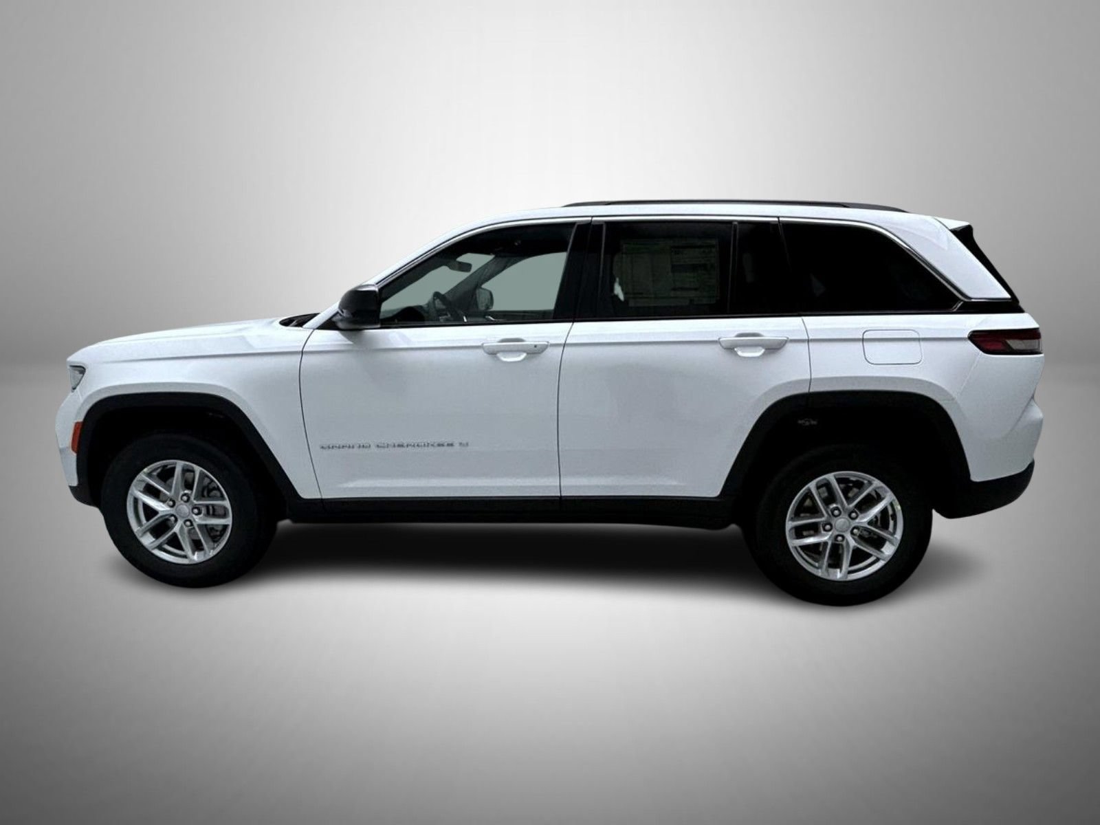 New 2026 Jeep Grand Cherokee Laredo AWD/4WD image 8