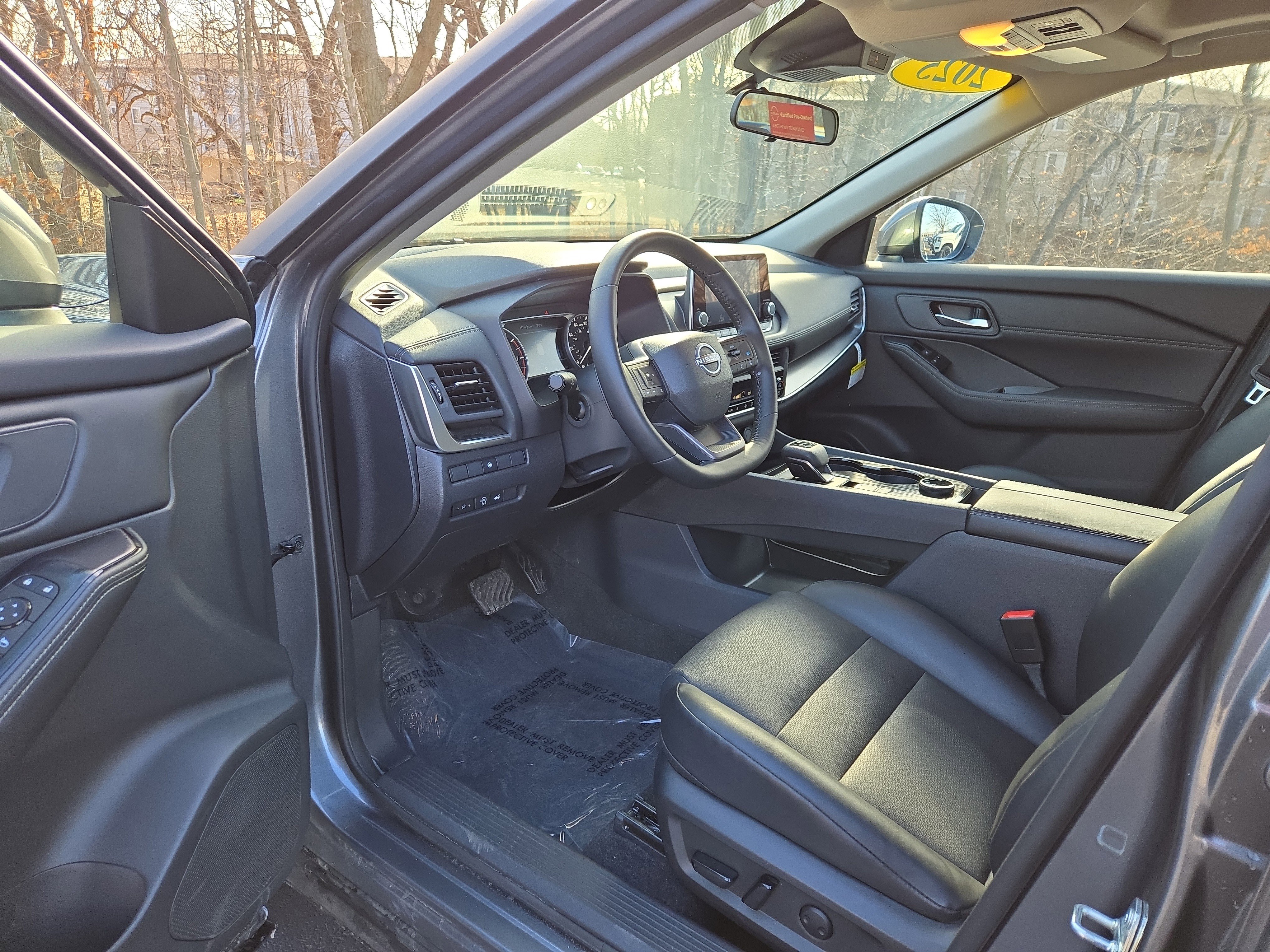 Certified 2025 Nissan Rogue SV w/ SV Premium Package image 13