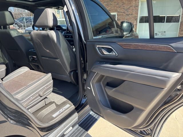 Used 2022 Chevrolet Tahoe High Country w/ Premium Package 2 image 18