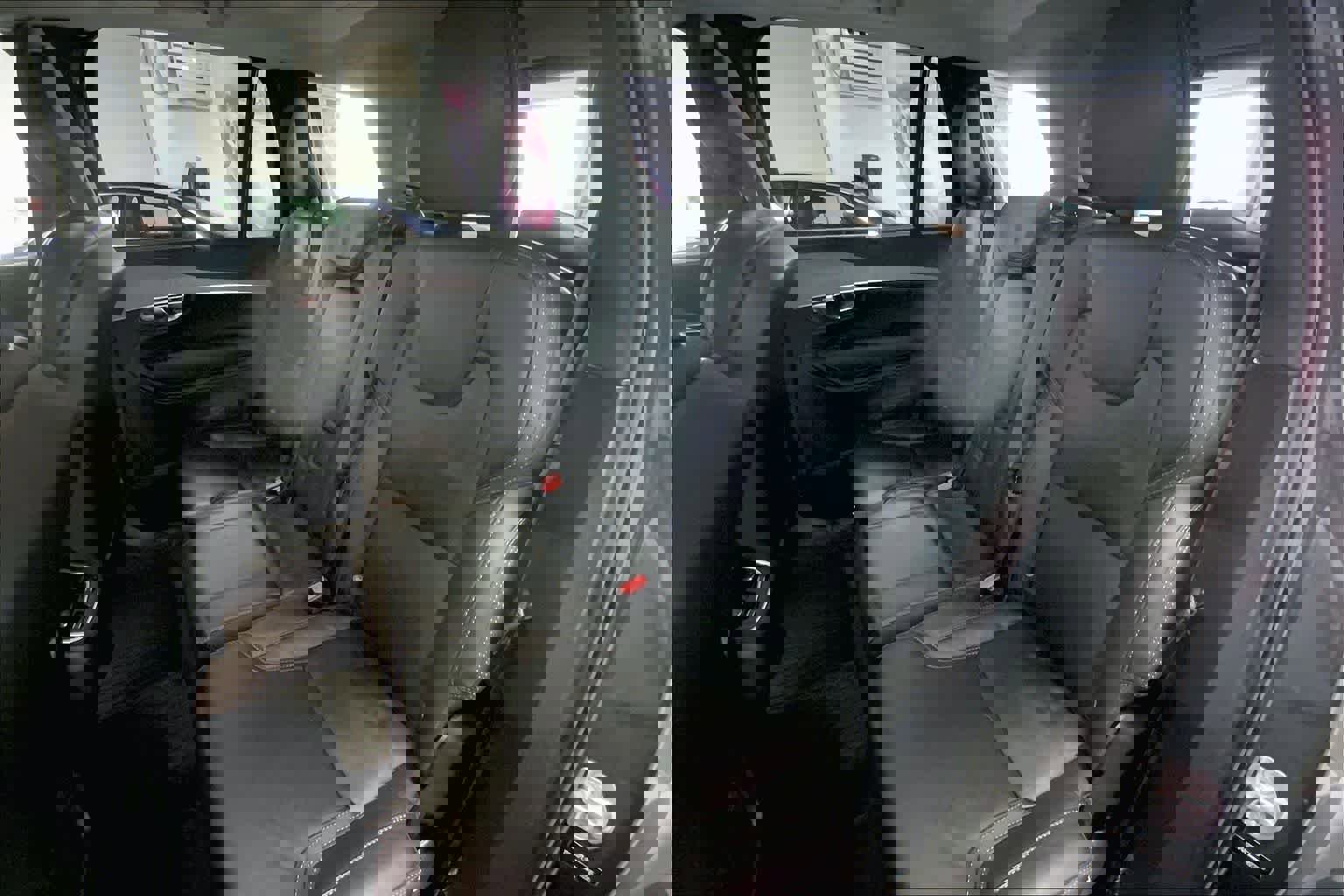 Used 2021 Volvo XC90 T6 Inscription w/ Climate Package image 29