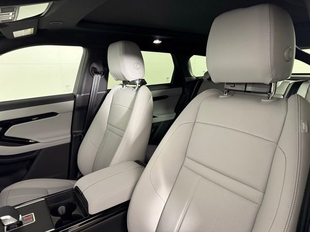 Used 2026 Land Rover Range Rover Evoque S image 6