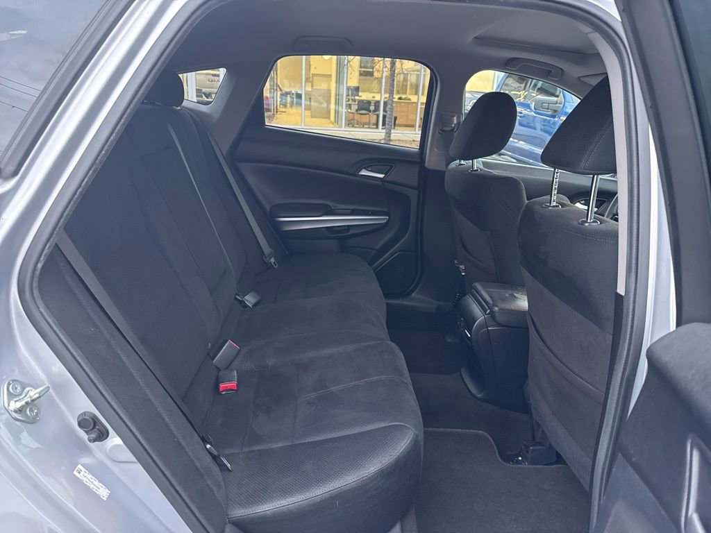 Used 2013 Honda Crosstour EX image 21