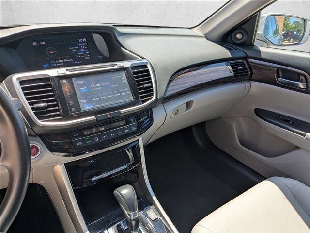 Used 2017 Honda Accord EX-L image 13