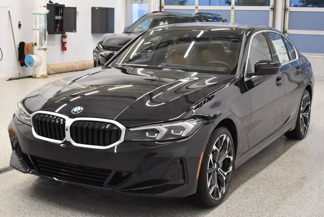 New 2026 BMW 330i xDrive Sedan w/ Premium Package AWD/4WD image 9
