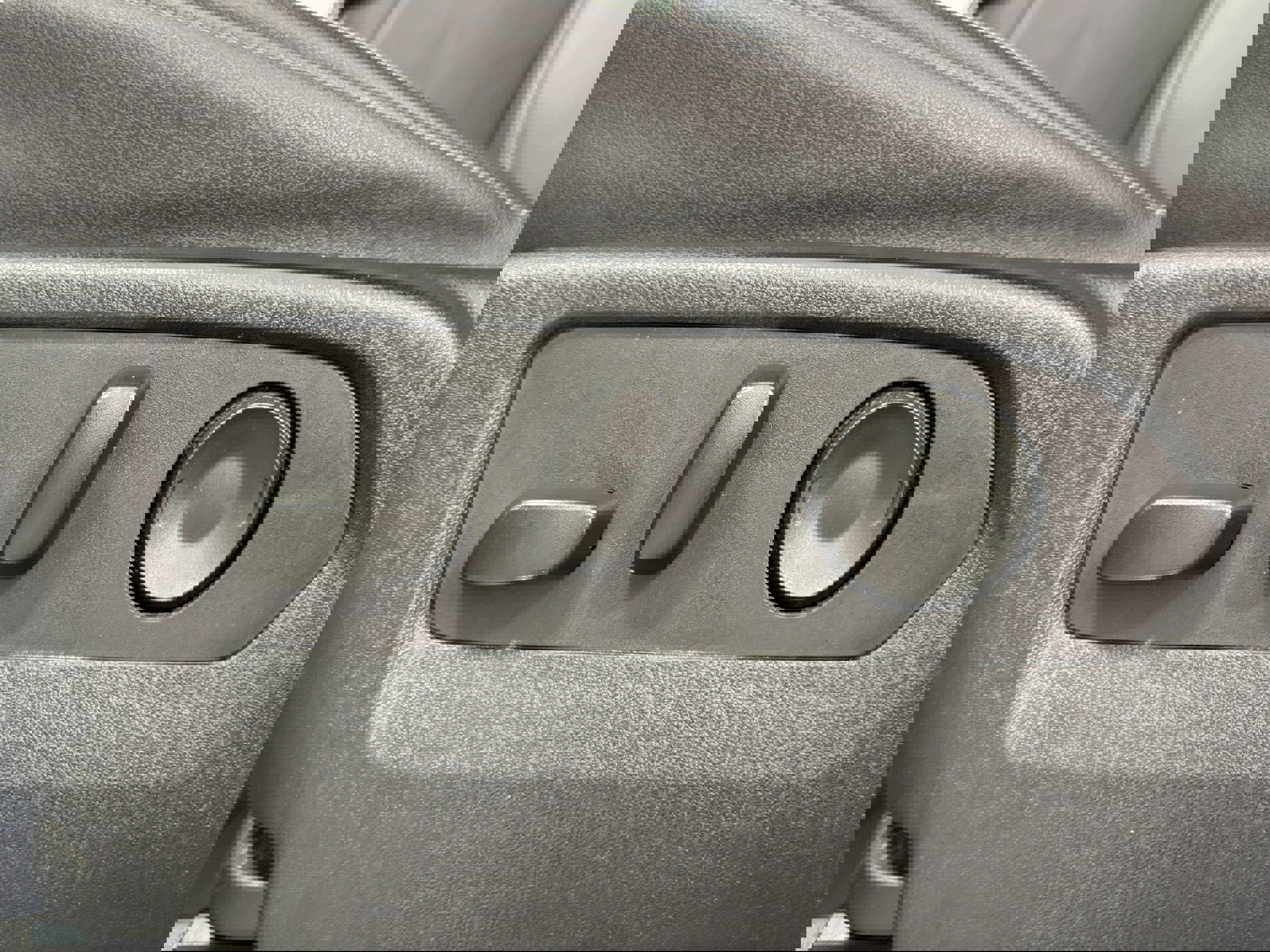 Used 2024 Chevrolet Tahoe LT w/ Luxury Package image 30