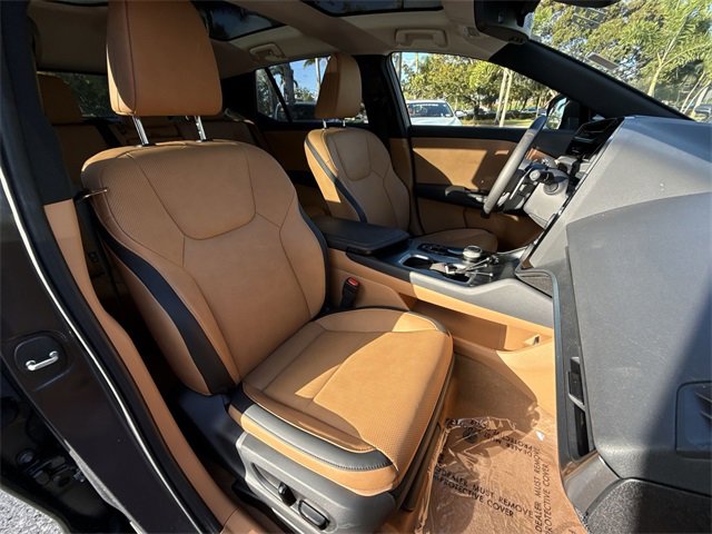 Used 2024 Lexus RZ 300e Premium image 26