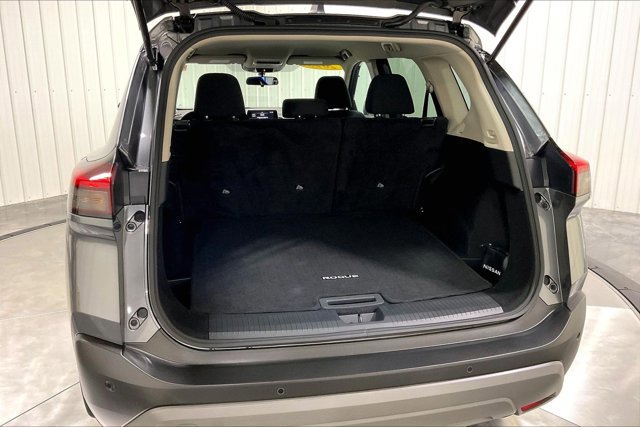 Used 2023 Nissan Rogue S AWD/4WD image 38