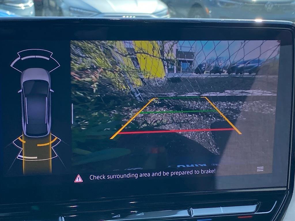 Certified 2023 Volkswagen ID.4 Pro image 11