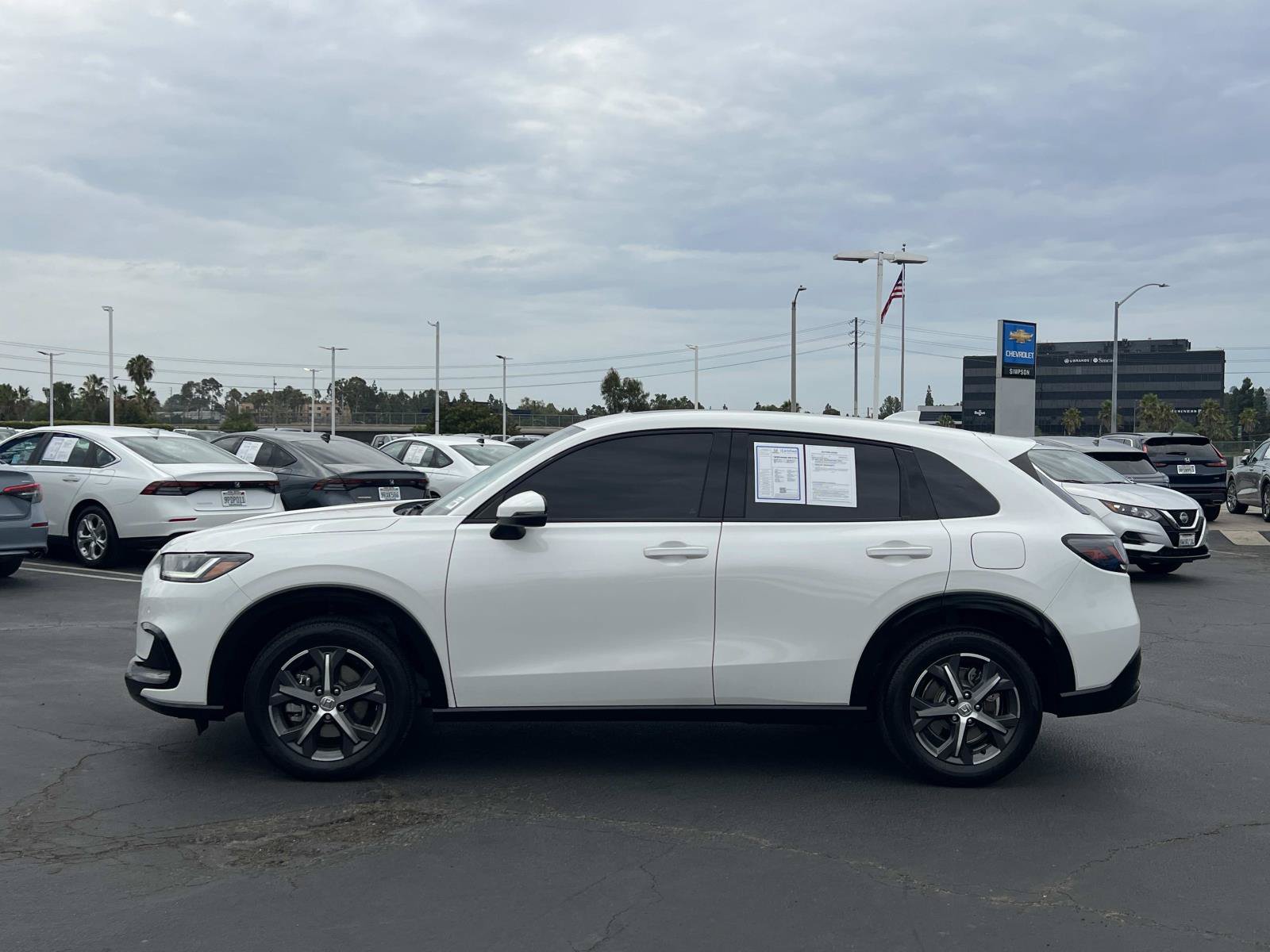 Certified 2025 Honda HR-V EX-L image 2