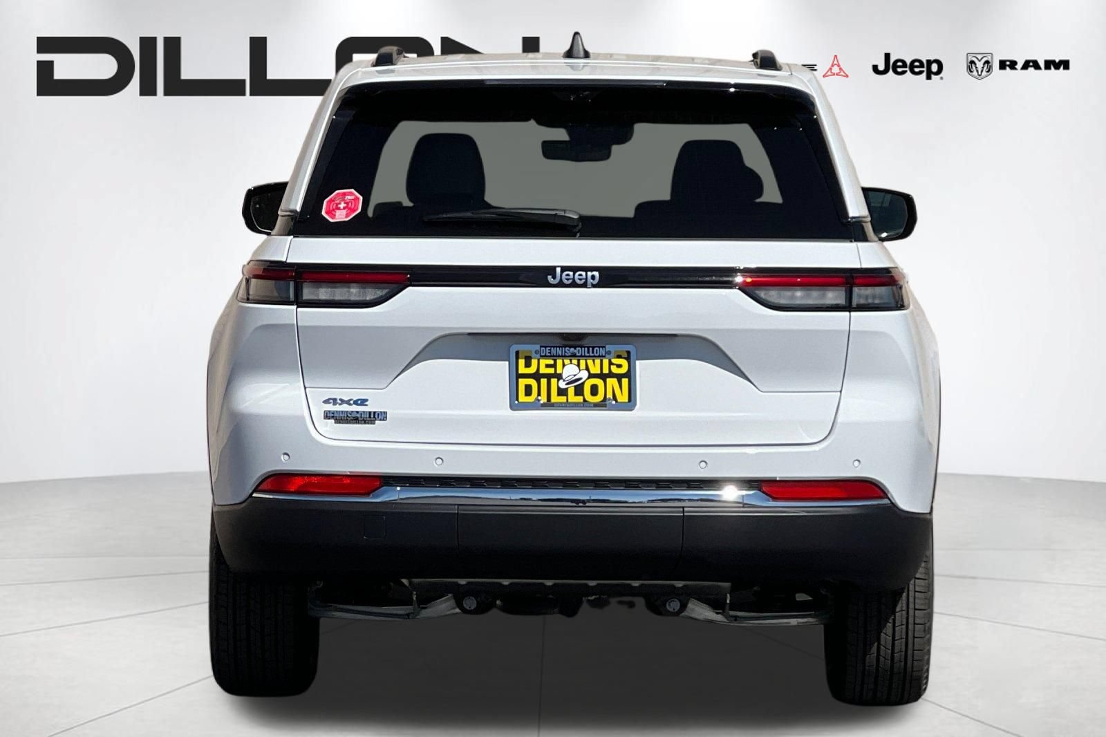 New 2024 Jeep Grand Cherokee Limited 4xe w/ Luxury Tech Group II AWD/4WD image 4