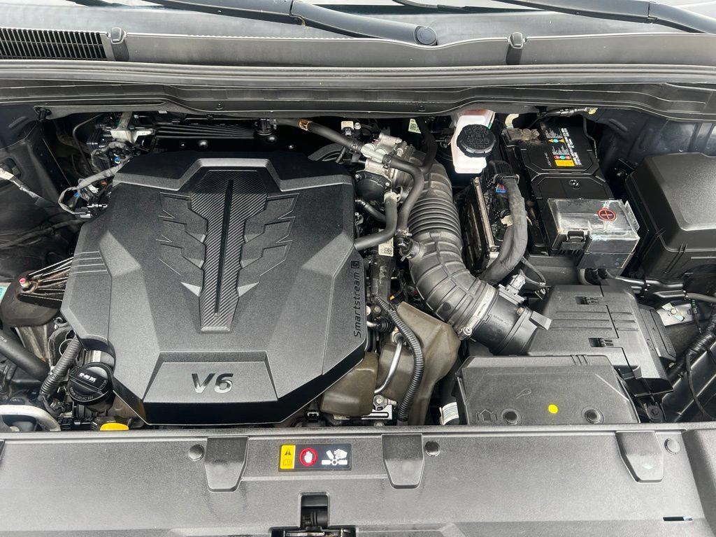 Certified 2022 Kia Carnival LX FWD image 25