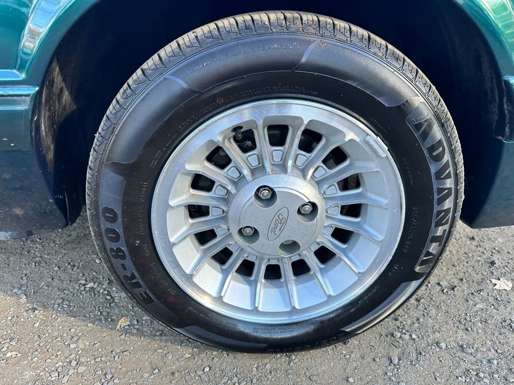 Used 1990 Ford Mustang LX image 13