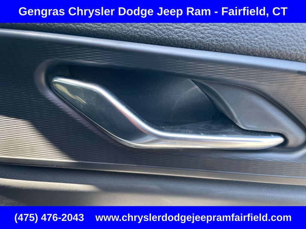 Certified 2024 Jeep Grand Cherokee Altitude AWD/4WD image 20