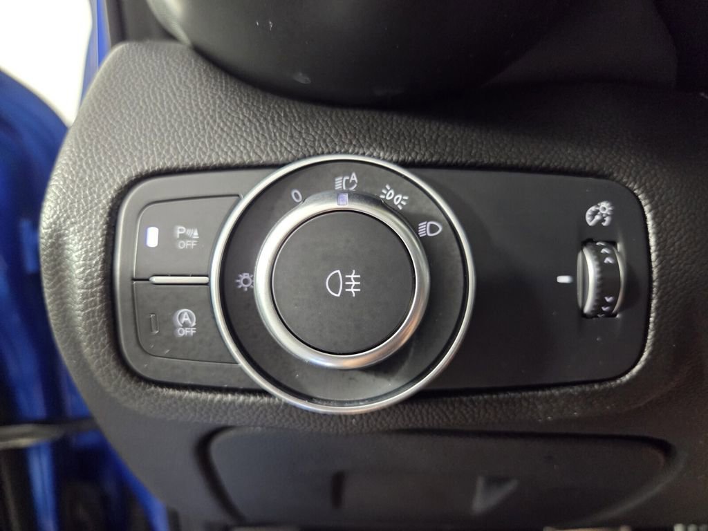 Used 2024 Alfa Romeo Giulia Veloce AWD/4WD image 20