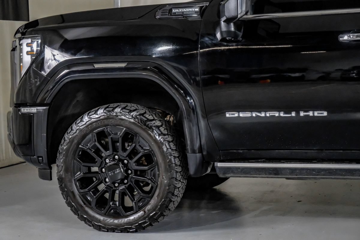 Used 2024 GMC Sierra 2500 Denali Ultimate AWD/4WD image 12