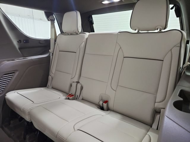 New 2026 GMC Yukon Denali w/ Sun & Power Step Package AWD/4WD image 36