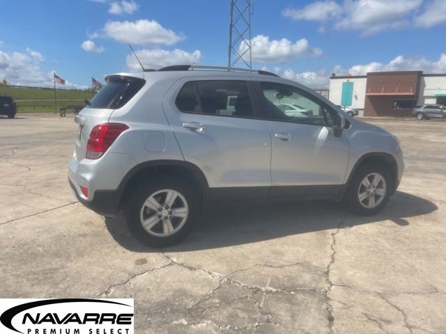 Used 2022 Chevrolet Trax LT w/ Driver Confidence Package image 10