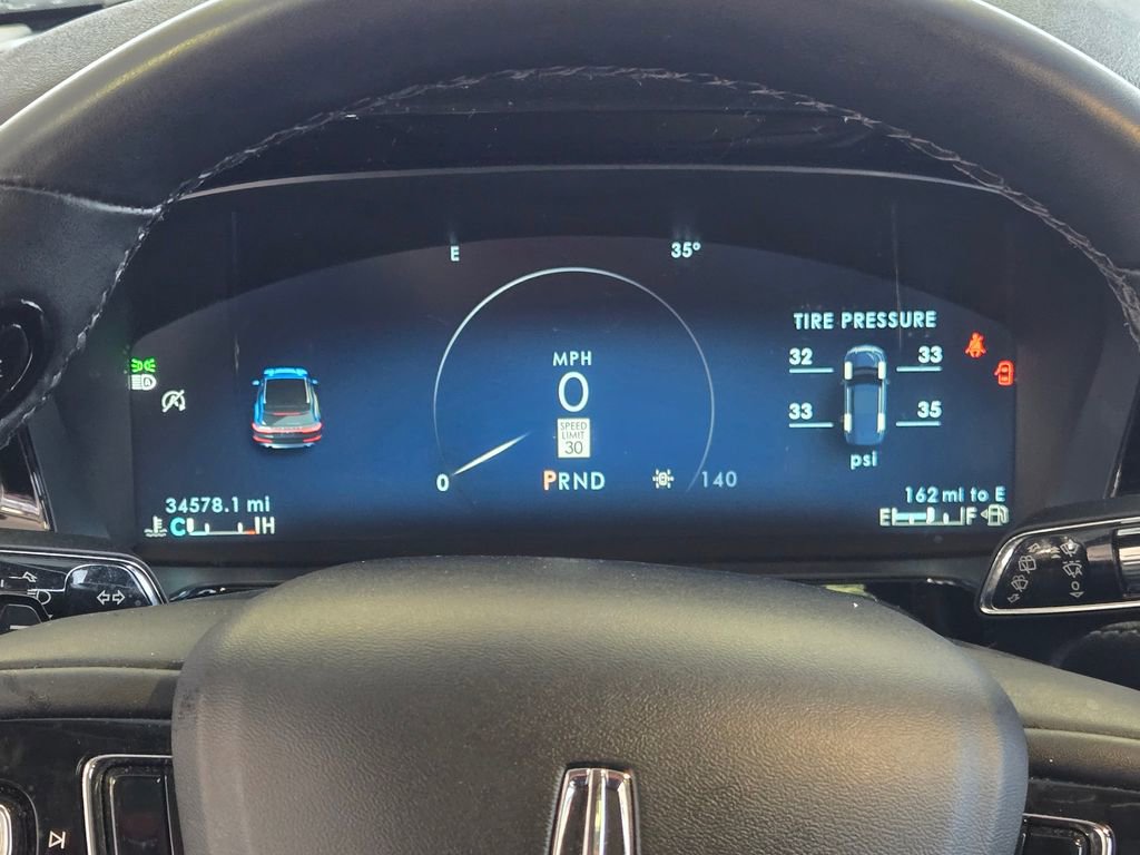 Used 2023 Lincoln Corsair AWD w/ Equipment Group 101A image 18