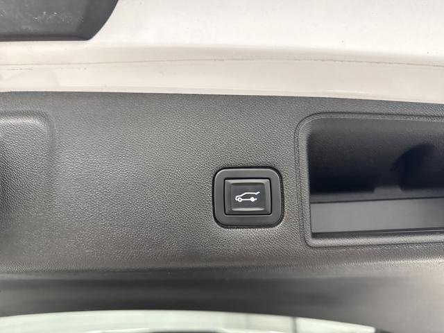 Used 2019 GMC Terrain SLE w/ Driver Convenience Package image 15