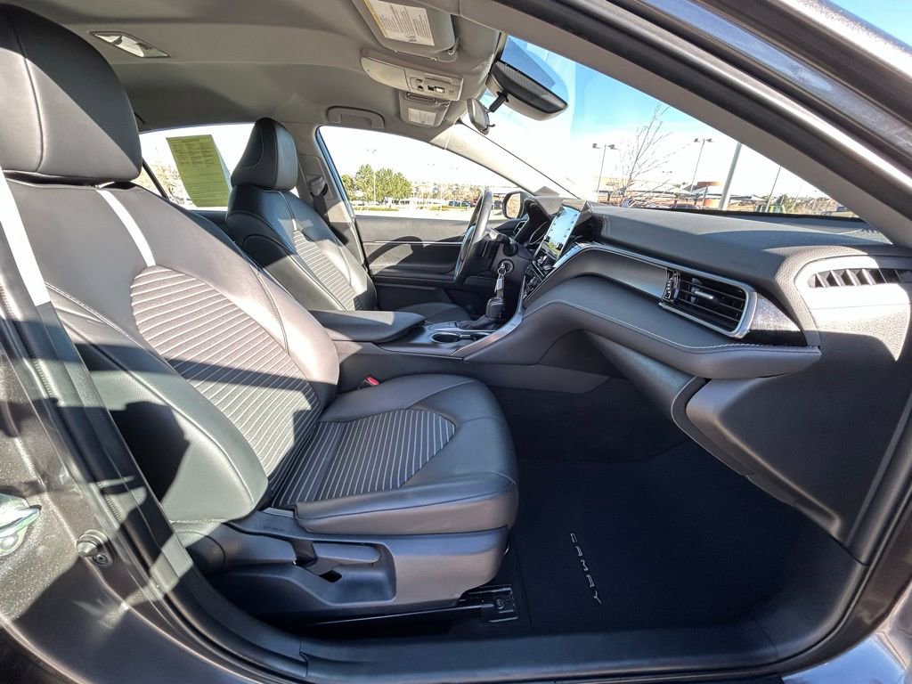 Used 2023 Toyota Camry SE image 30