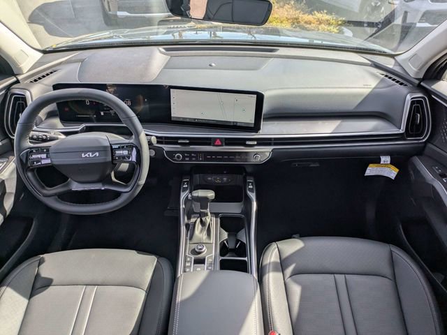 New 2025 Kia Sorento S FWD image 14