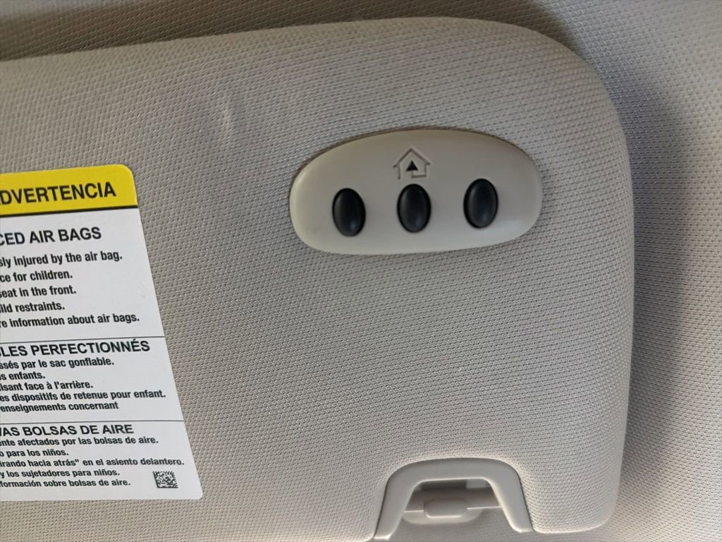 Used 2017 Ford Fusion Energi Titanium image 30