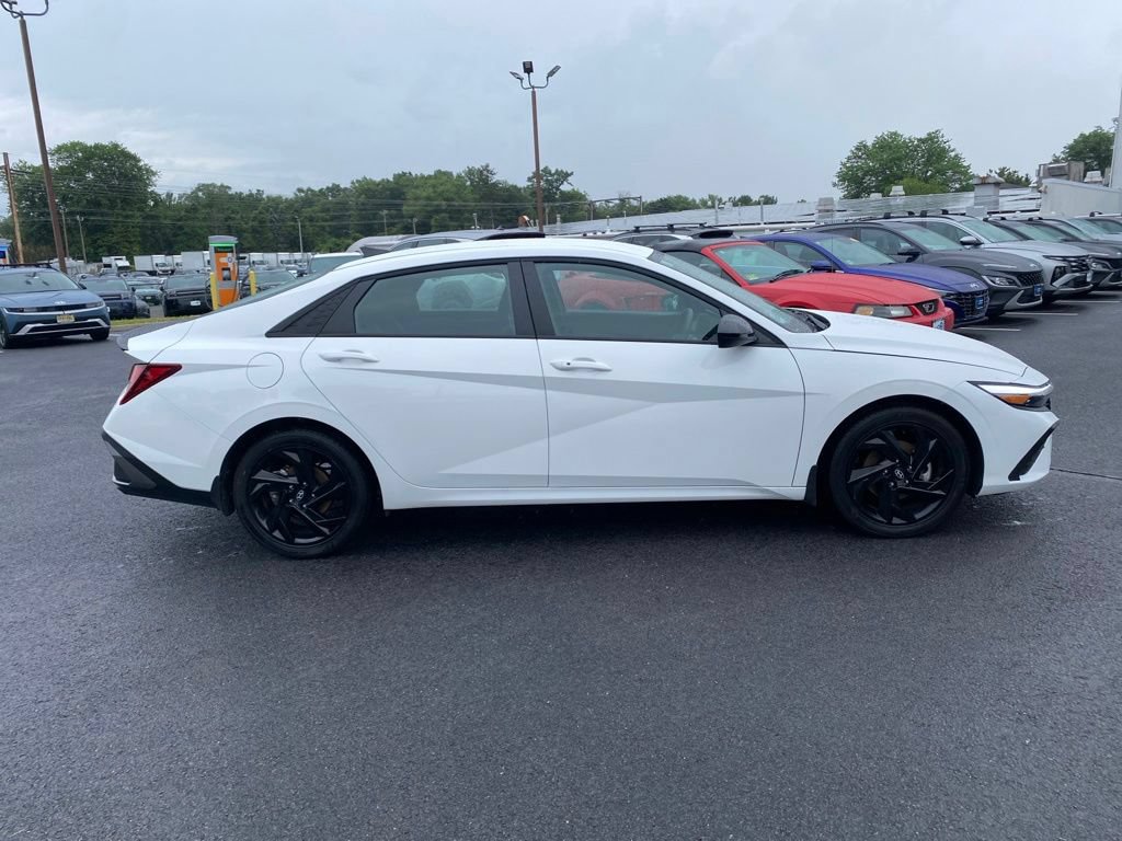 New 2026 Hyundai Elantra Sport FWD image 2