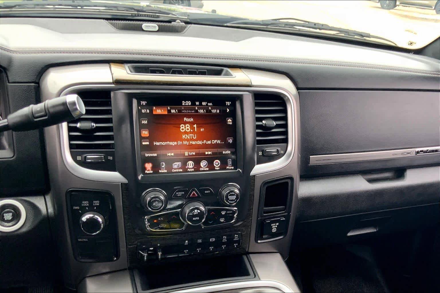 Used 2017 RAM 3500 Laramie Longhorn AWD/4WD image 7