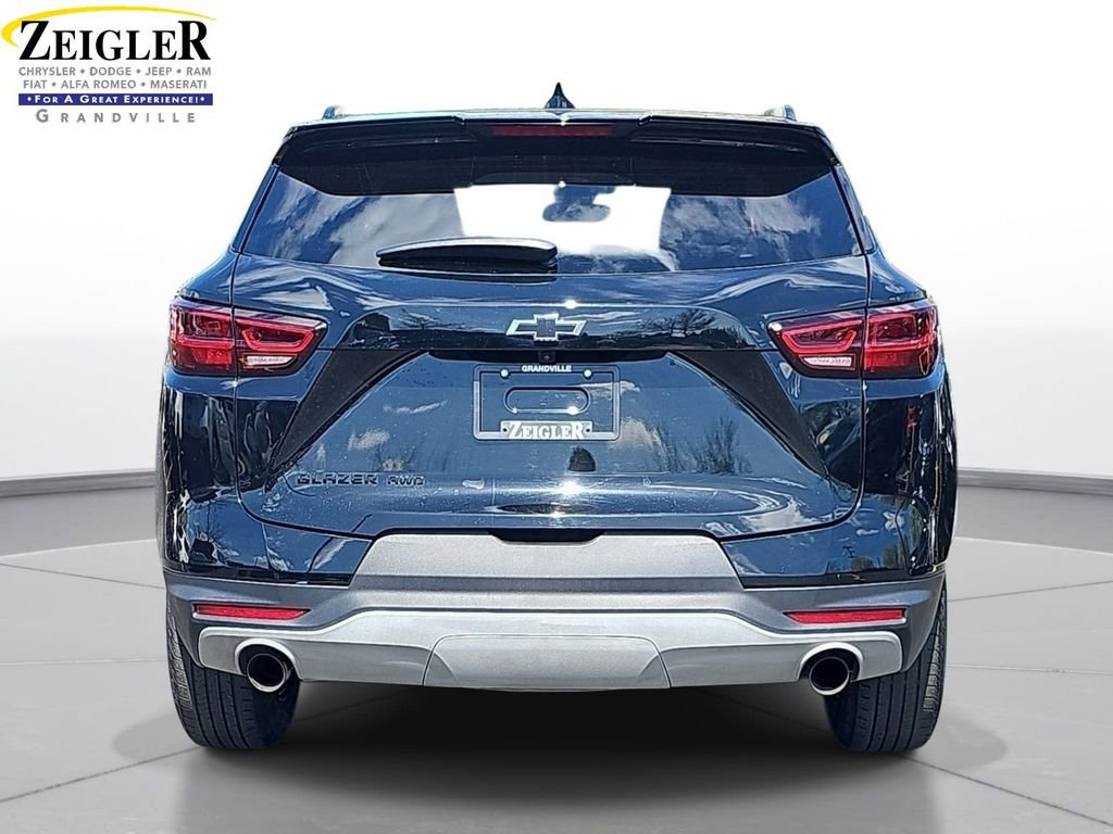 Used 2023 Chevrolet Blazer LT w/ Convenience Package image 6