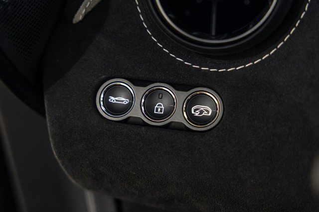 Used 2021 McLaren 720S Performance RWD image 46