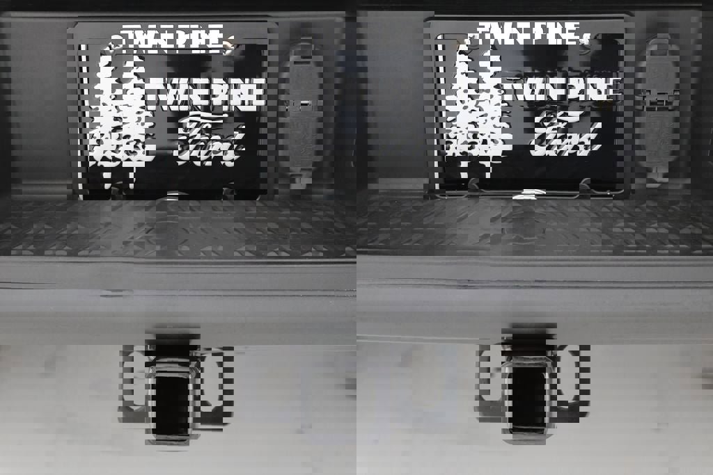 Used 2023 Nissan Titan PRO-4X w/ Pro-4x Convenience Package image 15