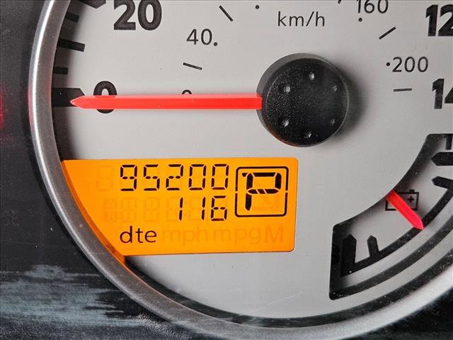 Used 2015 Nissan Xterra PRO-4X w/ Pro-4x Leather Package image 11