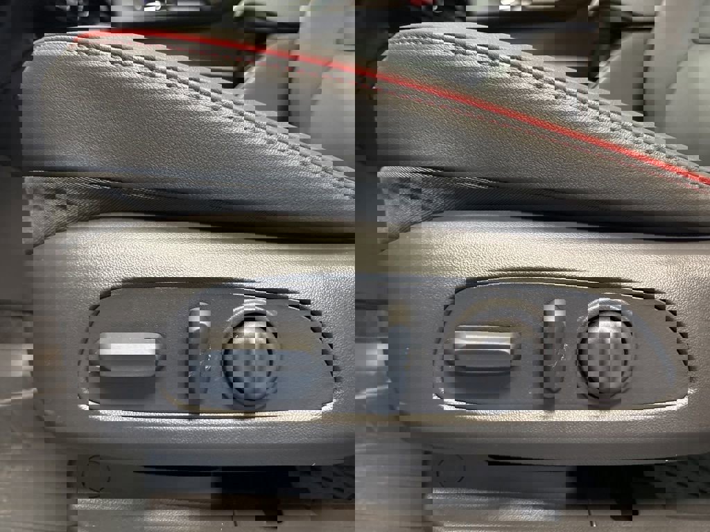 New 2026 Chevrolet TrailBlazer RS w/ Driver Confidence Package image 24