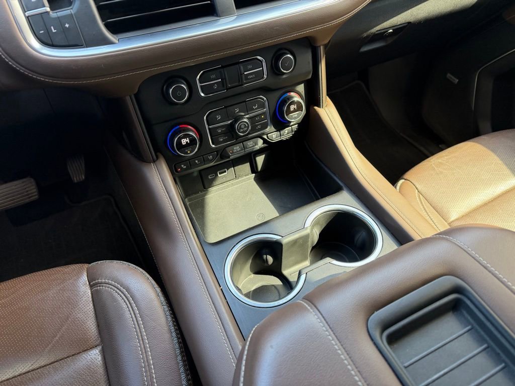 Used 2021 Chevrolet Tahoe High Country image 16