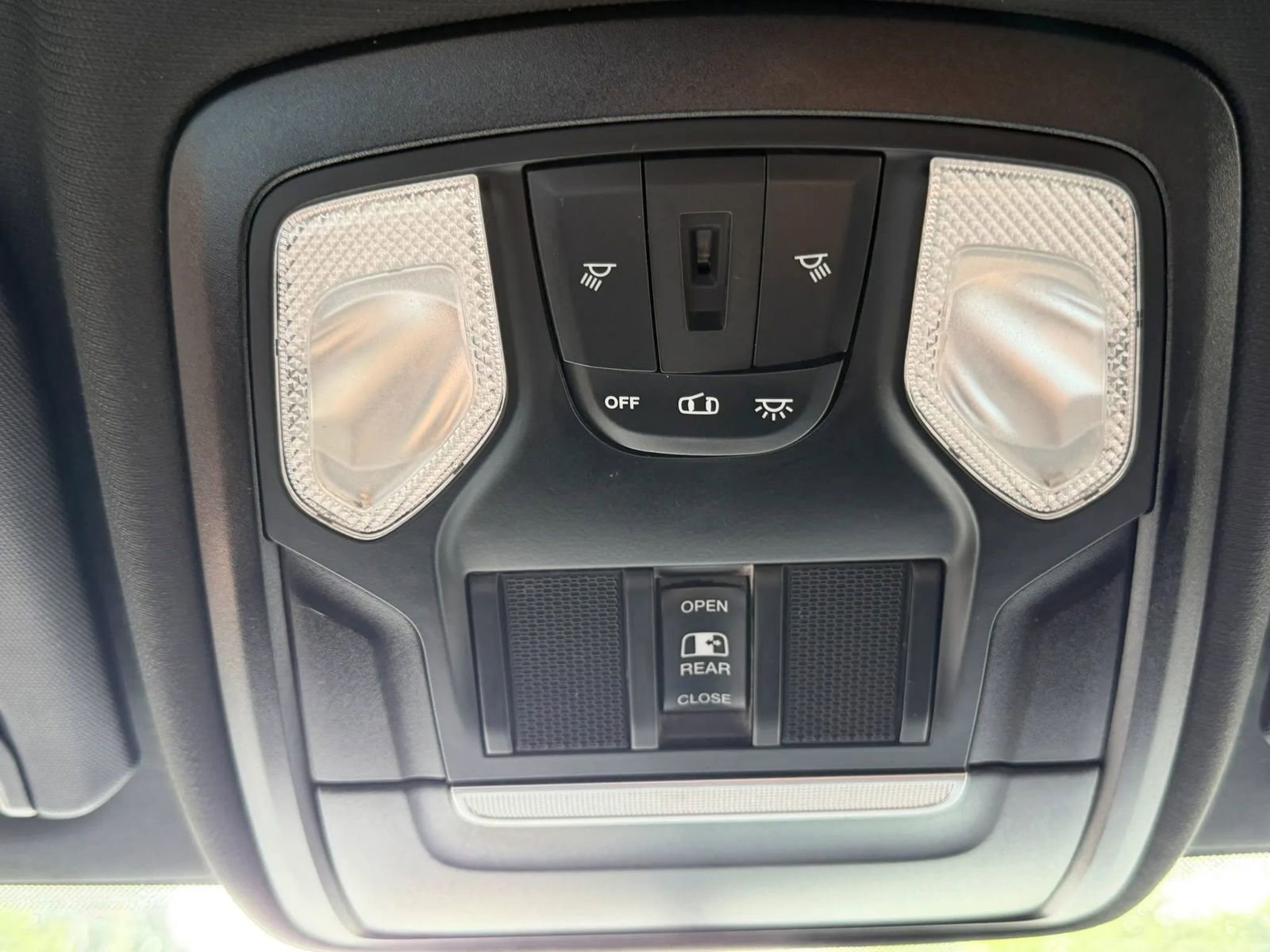 Used 2022 RAM 2500 Tradesman AWD/4WD image 28