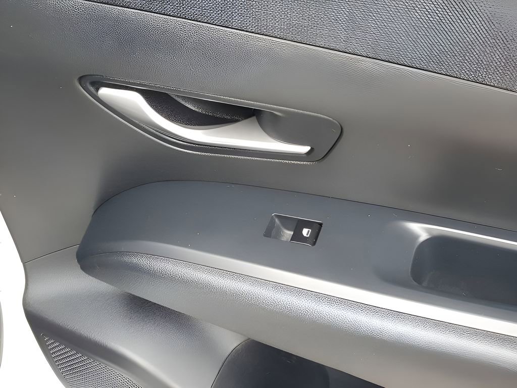 Certified 2025 Hyundai Tucson SEL image 40
