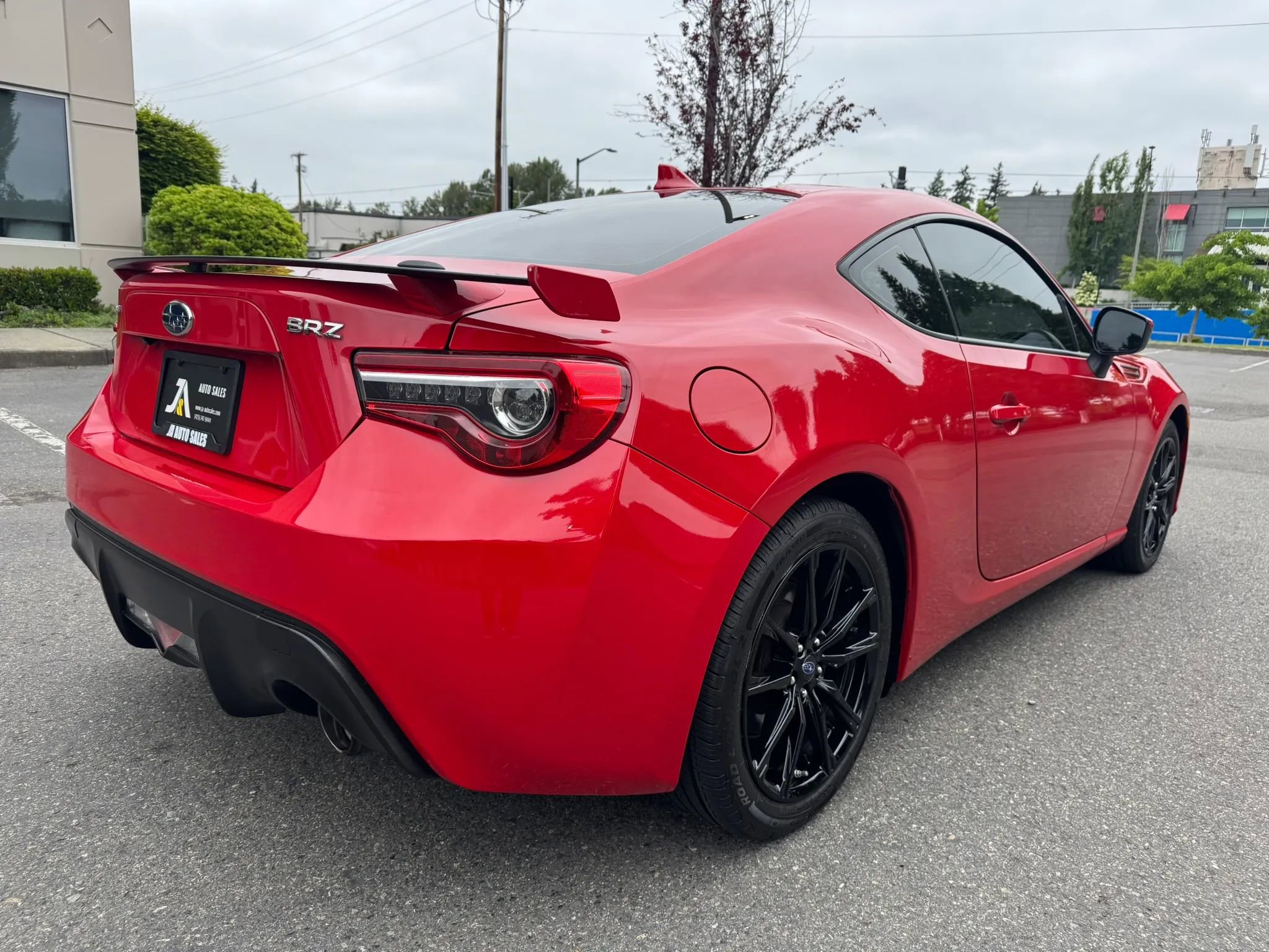 Used 2017 Subaru BRZ Limited w/ Popular Package #2 RWD image 10