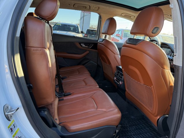 Used 2017 Audi Q7 3.0T Prestige image 15