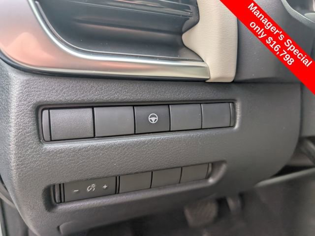 Used 2021 Nissan Rogue SV image 16