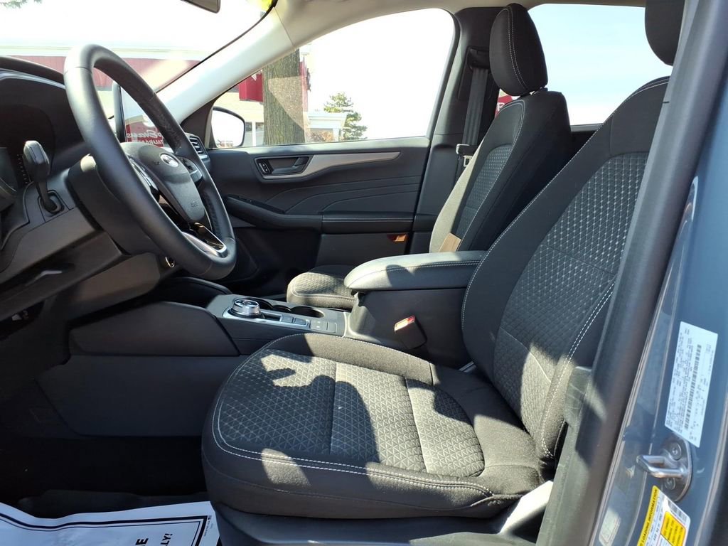 Used 2023 Ford Escape Active image 14