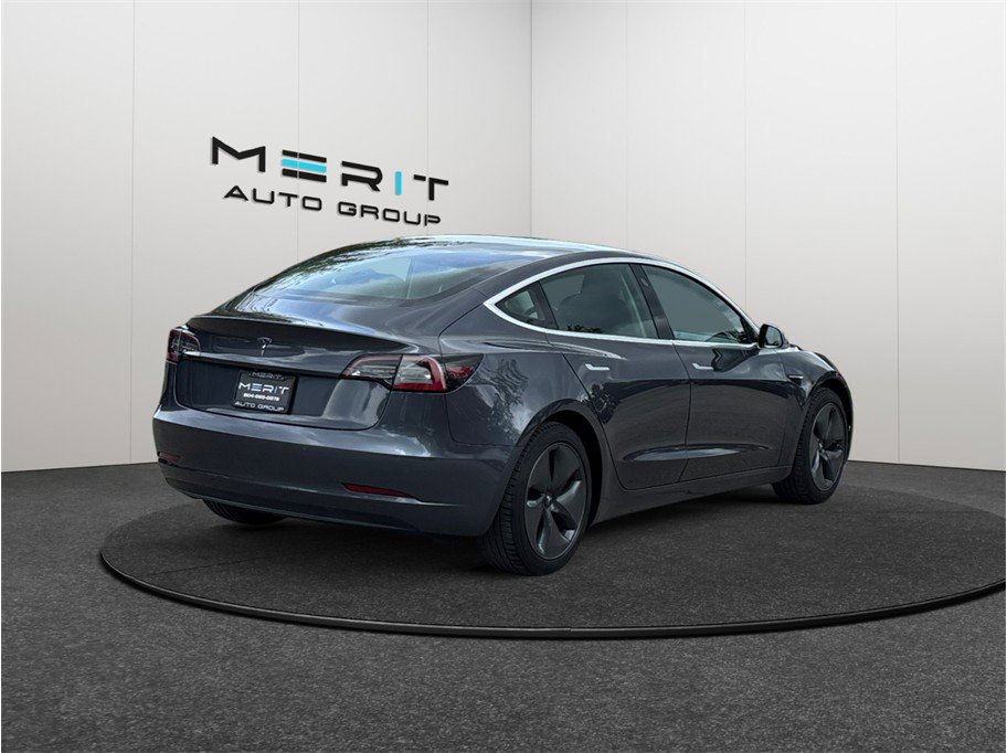 Used 2019 Tesla Model 3 Standard Range RWD image 9