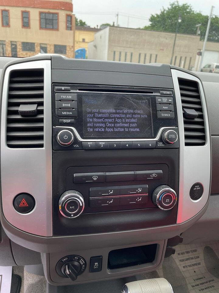 Used 2016 Nissan Frontier SV image 36