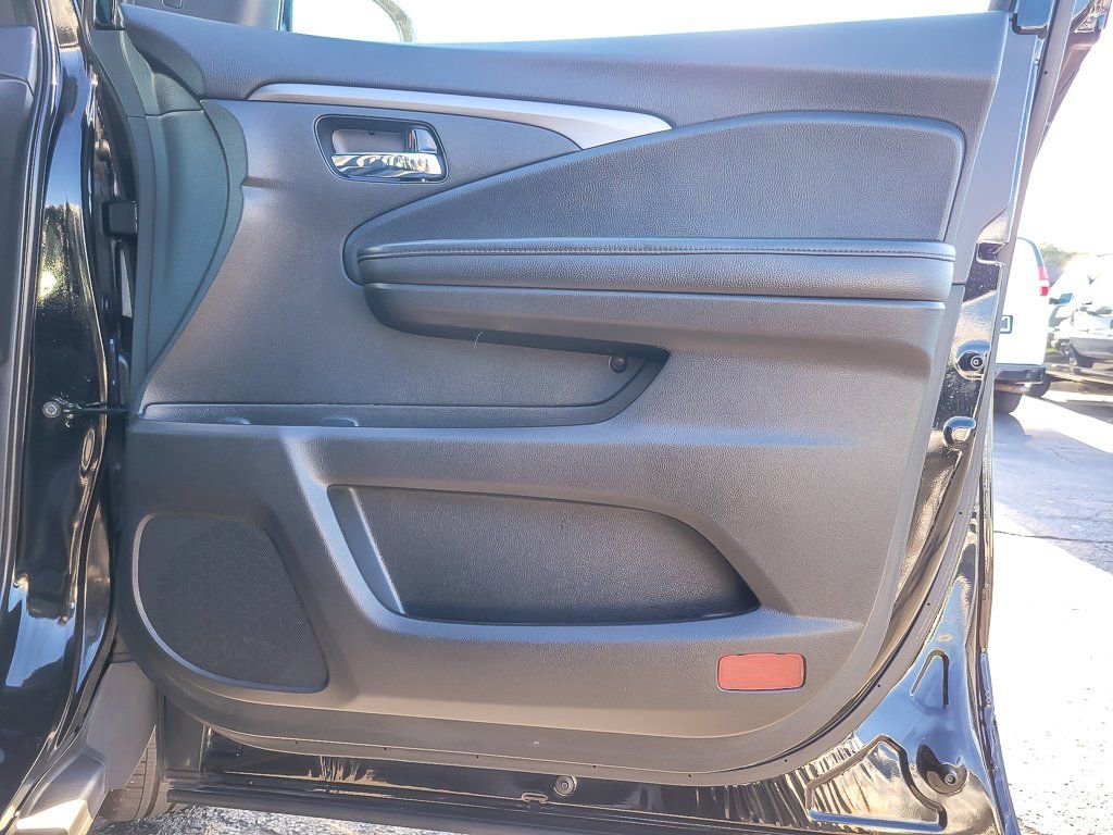Used 2022 Honda Pilot Sport image 20