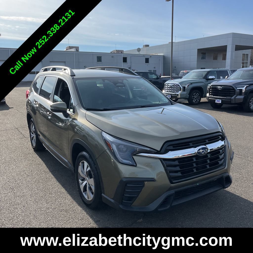 Used 2023 Subaru Ascent Premium w/ Convenience Package image 4