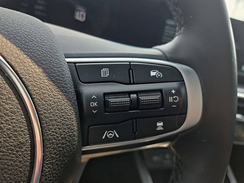 Certified 2025 Kia K5 GT-Line w/ GT-Line Premium Package AWD/4WD image 17