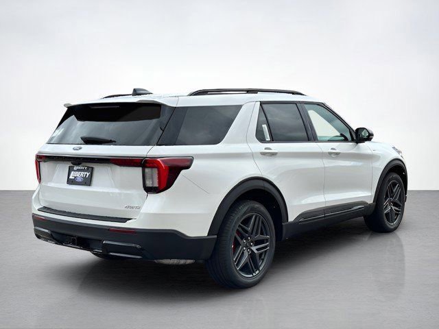 New 2026 Ford Explorer ST-Line image 3